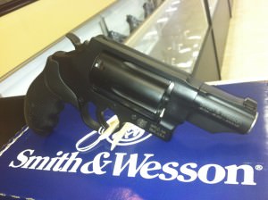 S&W GOVERNOR