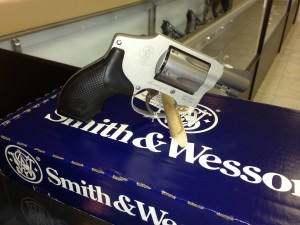 SMITH WESSON M642